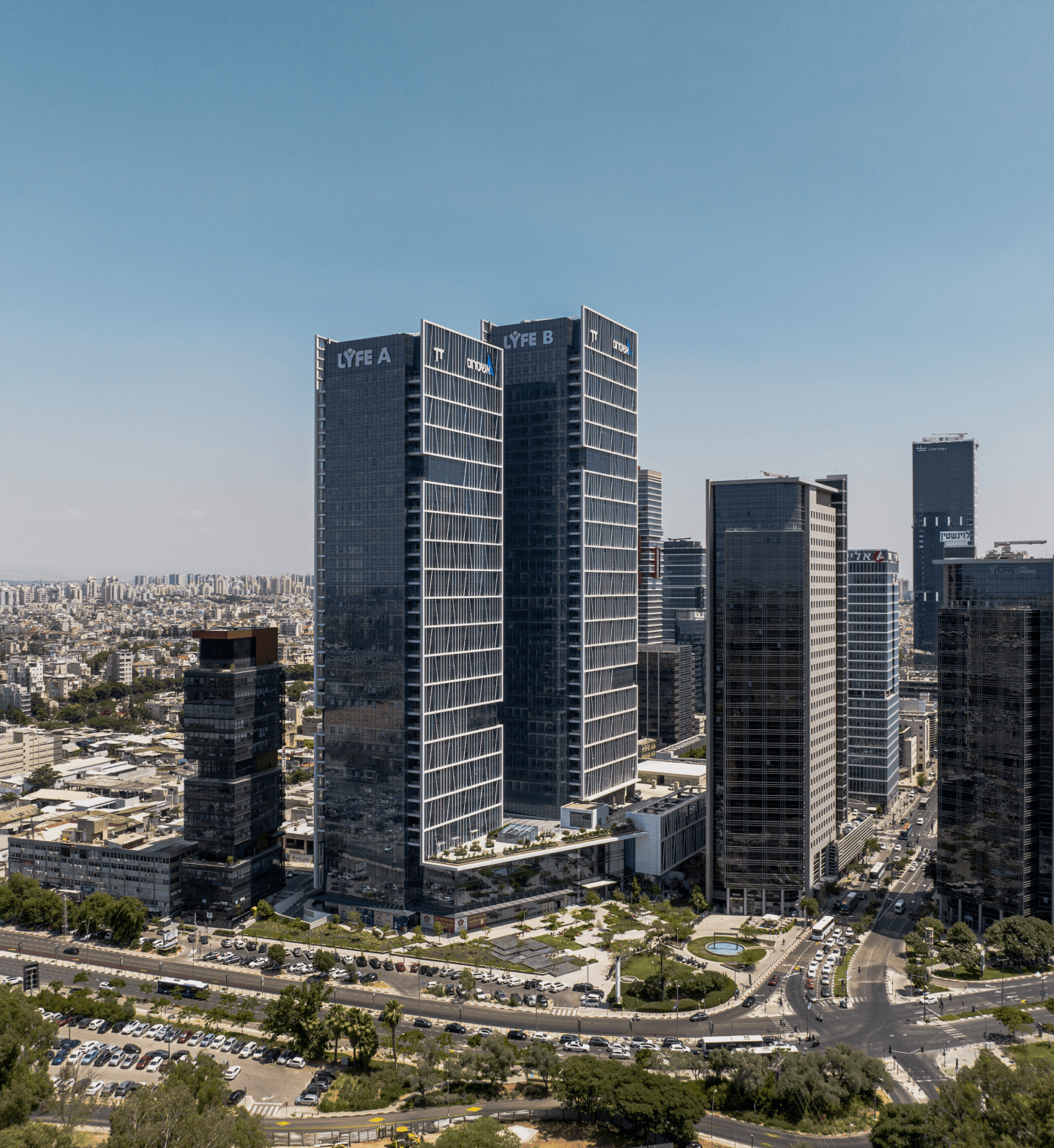 מגדלי לייף LYFE Towers